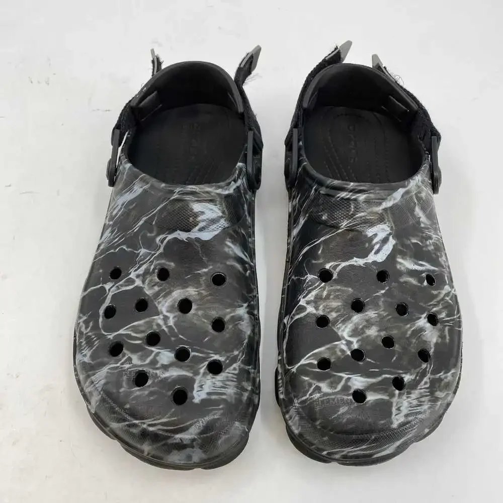 CROCS Black Classic Sandals | Size 10 for Every Occasion